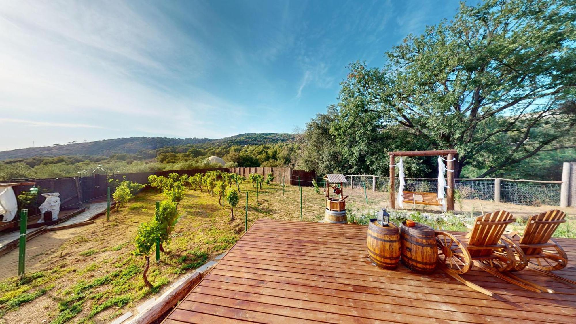 Domo Suites Masia Cal Geperut Badalona Exterior foto