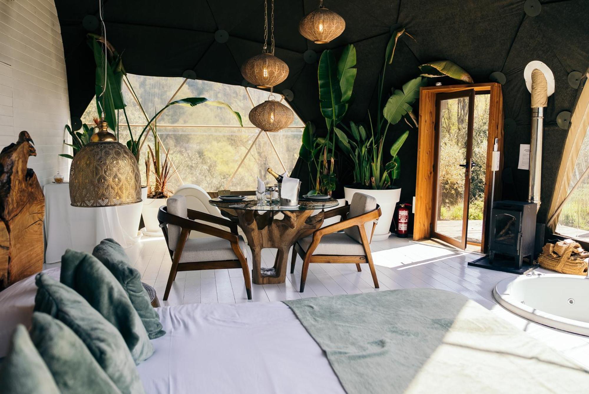 Domo Suites Masia Cal Geperut Badalona Exterior foto